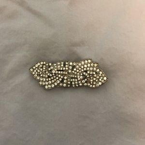 Beautiful crystal brooch!